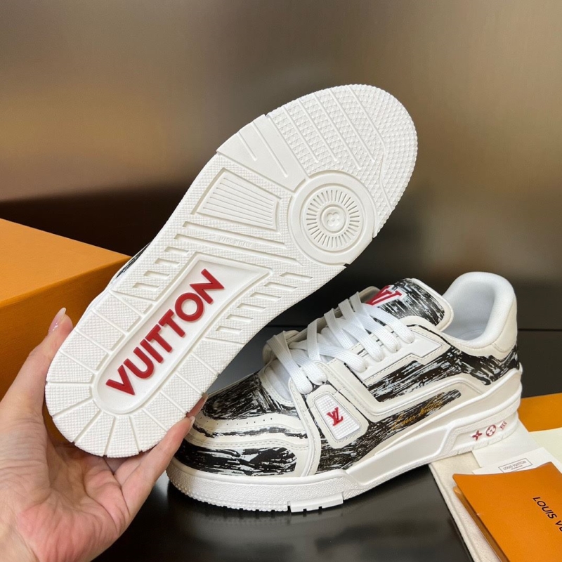 Louis Vuitton Sneakers